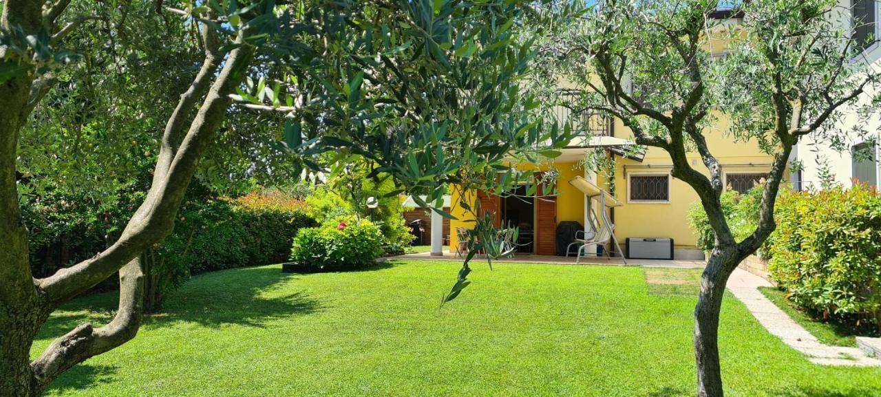Appartamento Il Melograno Peschiera del Garda Exterior photo